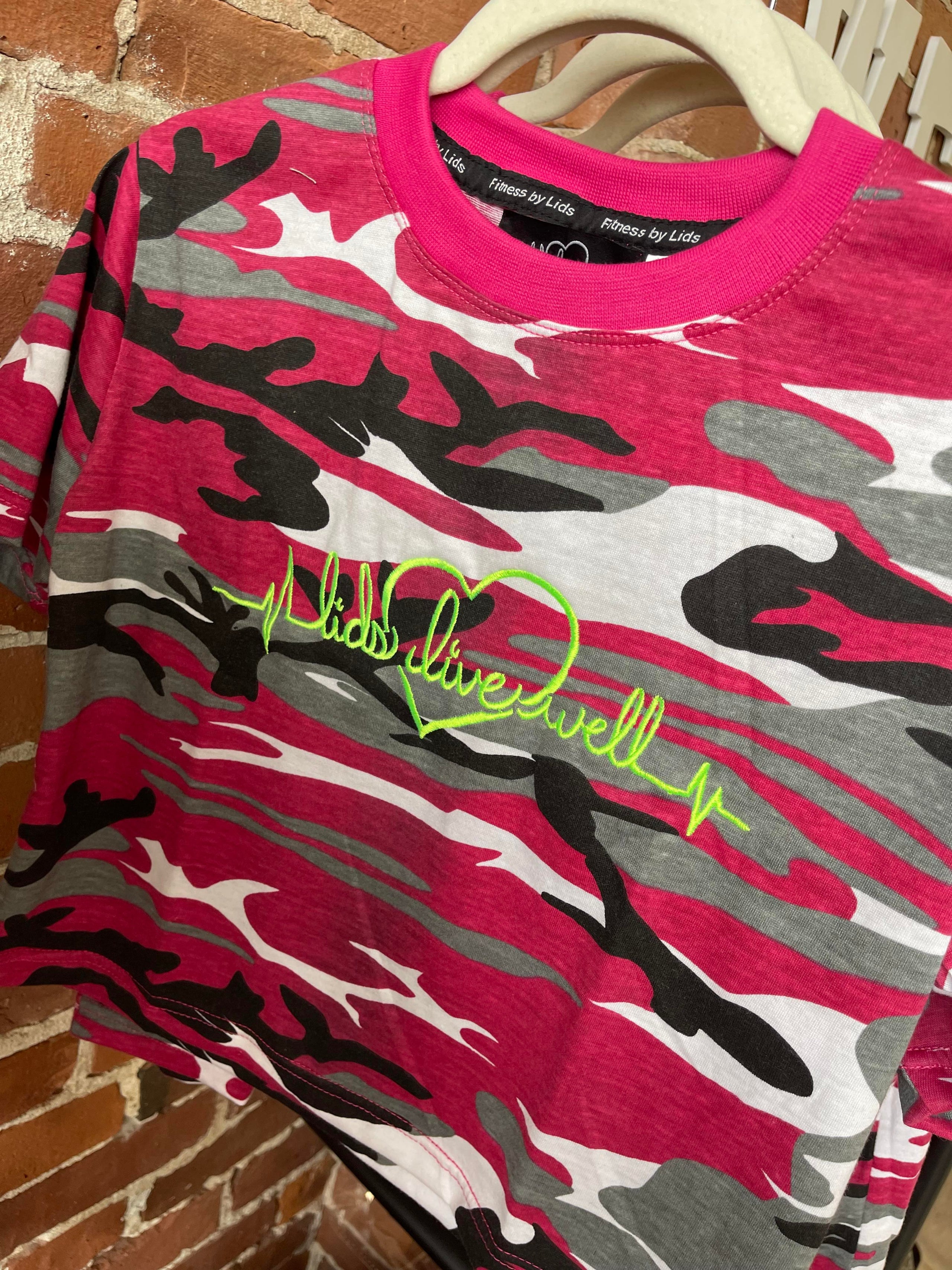 Red camo crop top store